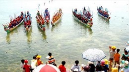 Khai mạc hội đua thuyền ở huyện đảo Lý Sơn 